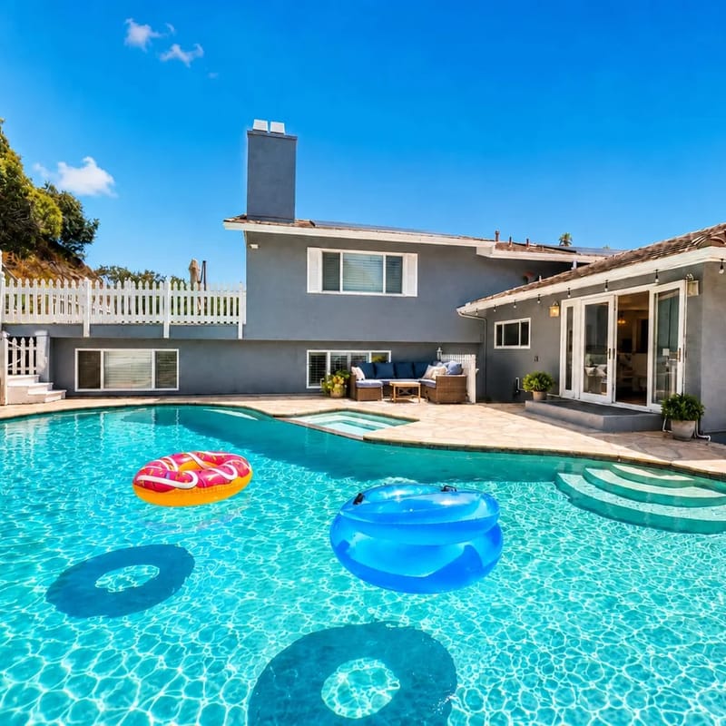 Huge House w/ Pool! Sleeps 16 | BBQ | Shuffleboard